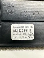Audi A4 S4 B8 8K Dysze / Kratki środkowego nawiewu deski rozdzielczej 8T2820951B
