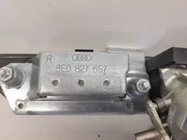 Audi A6 S6 C6 4F Lampa oświetlenia tylnej tablicy rejestracyjnej 8E0827574C