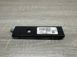 Mercedes-Benz E C207 W207 Unidad de control de la antena A2048200189