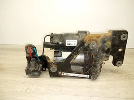 BMW X5 E70 Ilmajousituksen kompressoripumppu 6775479