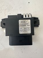 Audi A4 S4 B8 8K Polttoaineen ruiskutuspumpun ohjainlaite/moduuli 8K0906093D