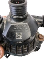 BMW 3 E92 E93 Termostaatin kotelo 7549476