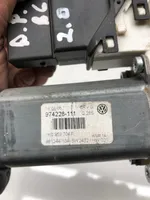 Volkswagen PASSAT B6 Takaoven ikkunan nostomoottori 1K0959704F