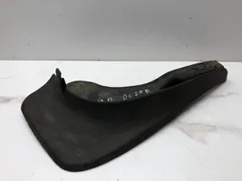 Volkswagen PASSAT B6 Rear mudguard 3C0075101A