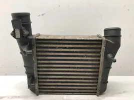 Audi A4 S4 B7 8E 8H Chłodnica powietrza doładowującego / Intercooler 8E0145805T