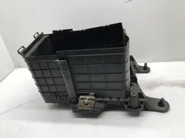 Audi A3 S3 8P Battery box tray 1K0915333B