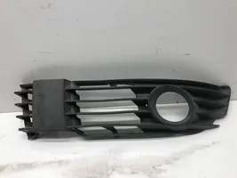 Volkswagen PASSAT B5.5 Front fog light trim/grill 3B0853665J