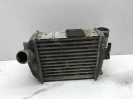 Audi A4 S4 B6 8E 8H Chłodnica powietrza doładowującego / Intercooler 8E0145805M