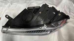 BMW X5 F15 Lampa przednia 7214851