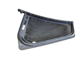 BMW 5 G30 G31 Vetro del deflettore posteriore 7387460