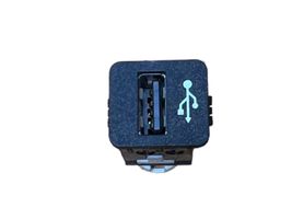 BMW 3 F30 F35 F31 Connettore plug in USB 84109229294