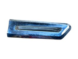 BMW 7 F01 F02 F03 F04 Front fender indicator light 63137203372