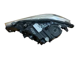 BMW 3 F30 F35 F31 Lampa przednia 8739560