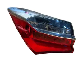 Toyota Corolla E160 E170 Luci posteriori 8156002A80