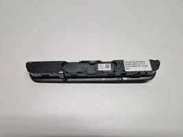 BMW 3 G20 G21 Cadre, panneau d'unité radio / GPS 7949453