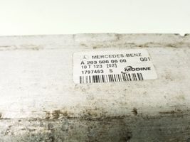 Mercedes-Benz C W203 Radiatore intercooler A2035000600
