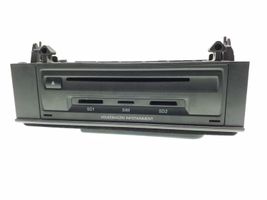 Volkswagen Touareg II CD/DVD changer 7P6858408