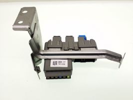 Honda Civic IX Module de fusibles TV00130