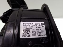 Toyota Avensis T270 Pečiuko ventiliatorius/ putikas 4432704370