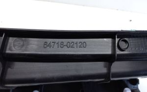 Toyota Auris E180 Osłona rygla zamka klapy tylnej 6471602120