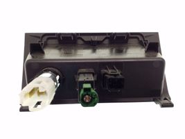 Skoda Fabia Mk3 (NJ) USB-pistokeliitin 6V0857367A