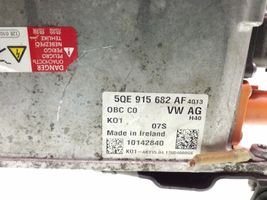 Volkswagen PASSAT B8 Caricabatteria (opzionale) 5QE915682AF