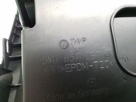 Volkswagen Tiguan Schowek deski rozdzielczej / Komplet 5M1857097Q