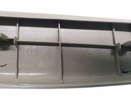 Toyota Avensis T250 Rivestimento laterale del portellone posteriore/bagagliaio 6793705020