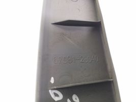 Toyota Previa (XR30, XR40) II Rivestimento laterale del portellone posteriore/bagagliaio 6258128040