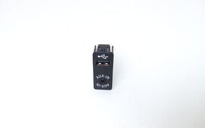 BMW 1 F20 F21 Connettore plug in USB 8410922924701