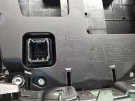 Ford Focus Panel radia BM5118835BEW