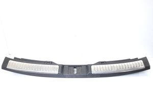 Mazda 6 Rivestimento serratura portellone posteriore/bagagliaio GHP96889X