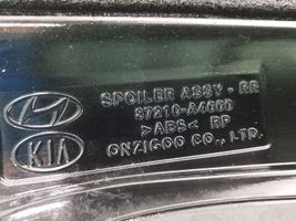 KIA Carens III Spojler klapy tylnej / bagażnika 87210A4000