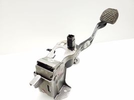 Nissan Qashqai Brake pedal E001046X11