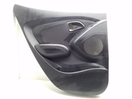 Hyundai ix35 Rivestimento del pannello della portiera posteriore 833012Y0209P