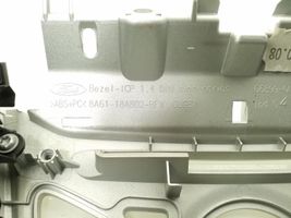 Ford Fiesta Centrinės oro grotelės 8A6118A802BFW