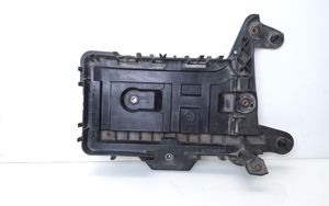 Volkswagen Golf Plus Boîte de batterie 1K0915333