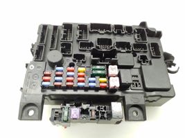 Mitsubishi Outlander Module de fusibles 8637A869