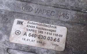 Mercedes-Benz A W169 Alipainepumppu A6402300365