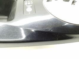 Nissan Leaf I (ZE0) Rivestimento in plastica cornice della leva del cambio 969413NL0A