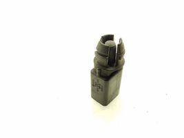 Volkswagen PASSAT B6 Outside/external air temperature sensor 1Z0820535