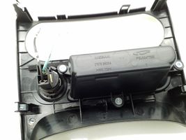 Nissan Qashqai Console centrale, commande chauffage/clim 27570BR00A