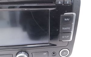 Volkswagen PASSAT B7 Unità principale autoradio/CD/DVD/GPS 3C8035279G