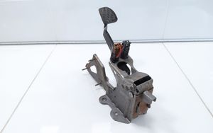 Nissan Qashqai Brake pedal E001046X11