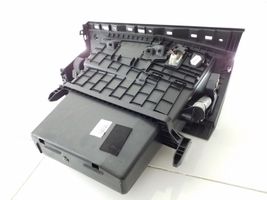 Renault Megane III Glove box set 681080008R