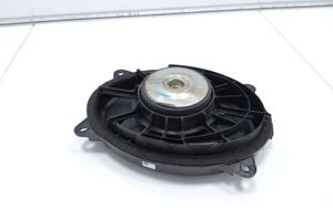 Subaru Forester SK Etuoven kaiutin 8957002702A