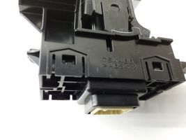 Subaru Forester SK Interrupteur, commande de frein de stationnement 75K486