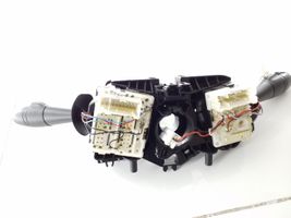 Nissan NV300 Leva/interruttore dell’indicatore di direzione e tergicristallo 255672499R