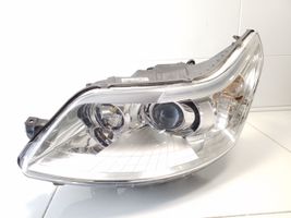 Citroen C4 II Lampa przednia 89902918