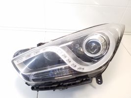 Hyundai i40 Передняя фара 3Z92101700